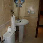康妮莱纳旅馆 2*